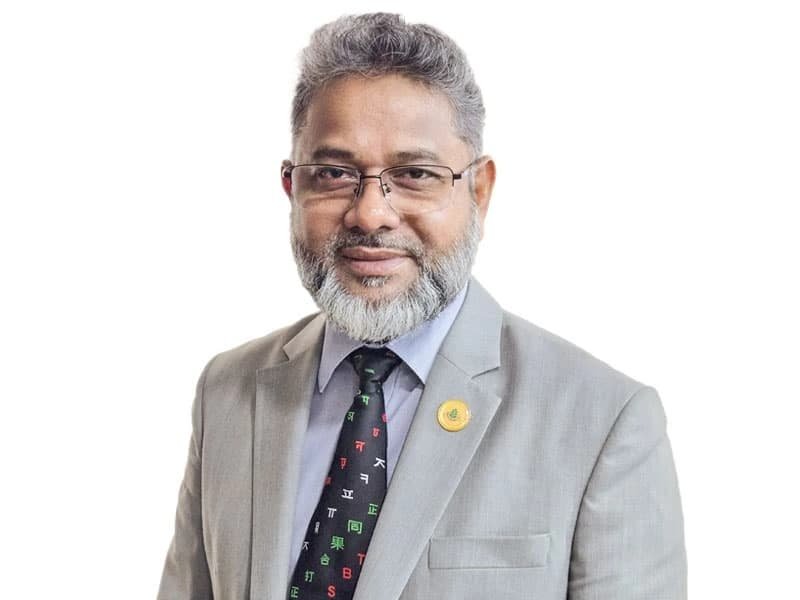Official portrait of Prof. Dr. Farid Ahammad Sobhani, Vice-Chancellor of Eastern University